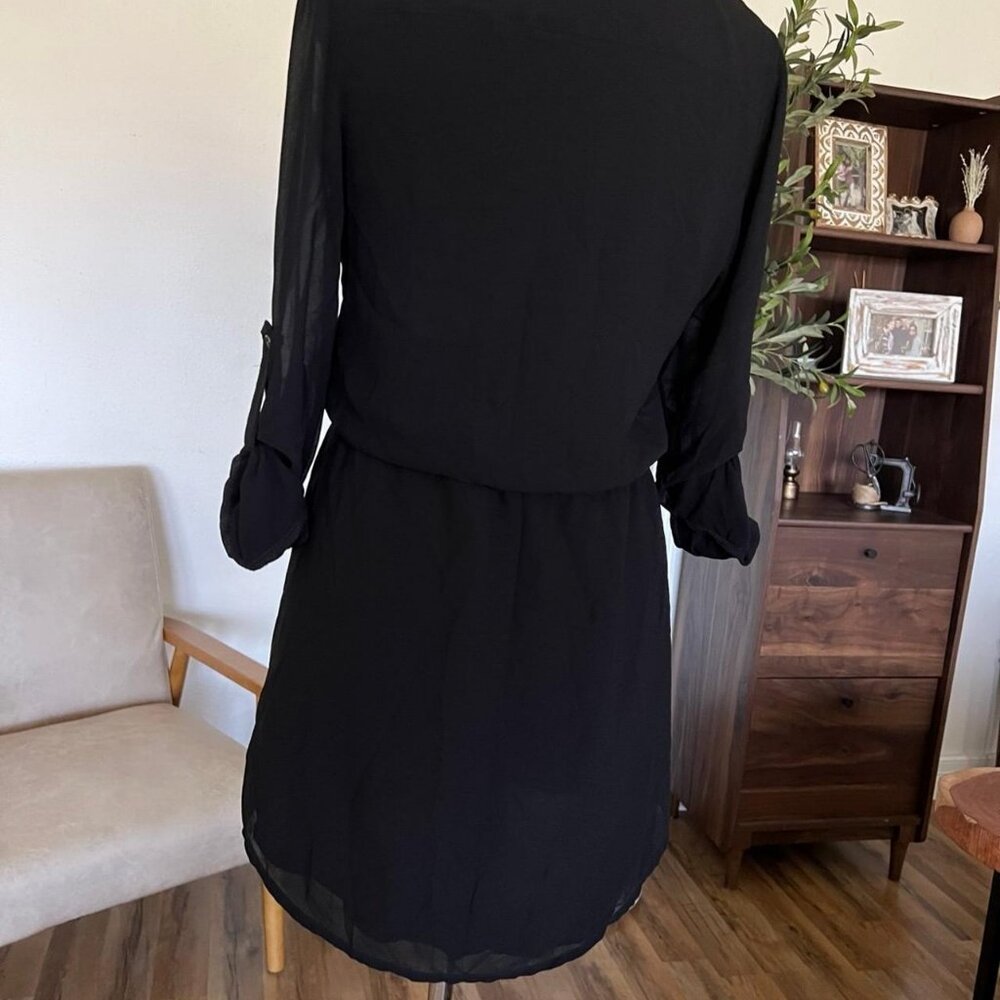 BLACK DRESS. Size medium - Picture 2 of 6